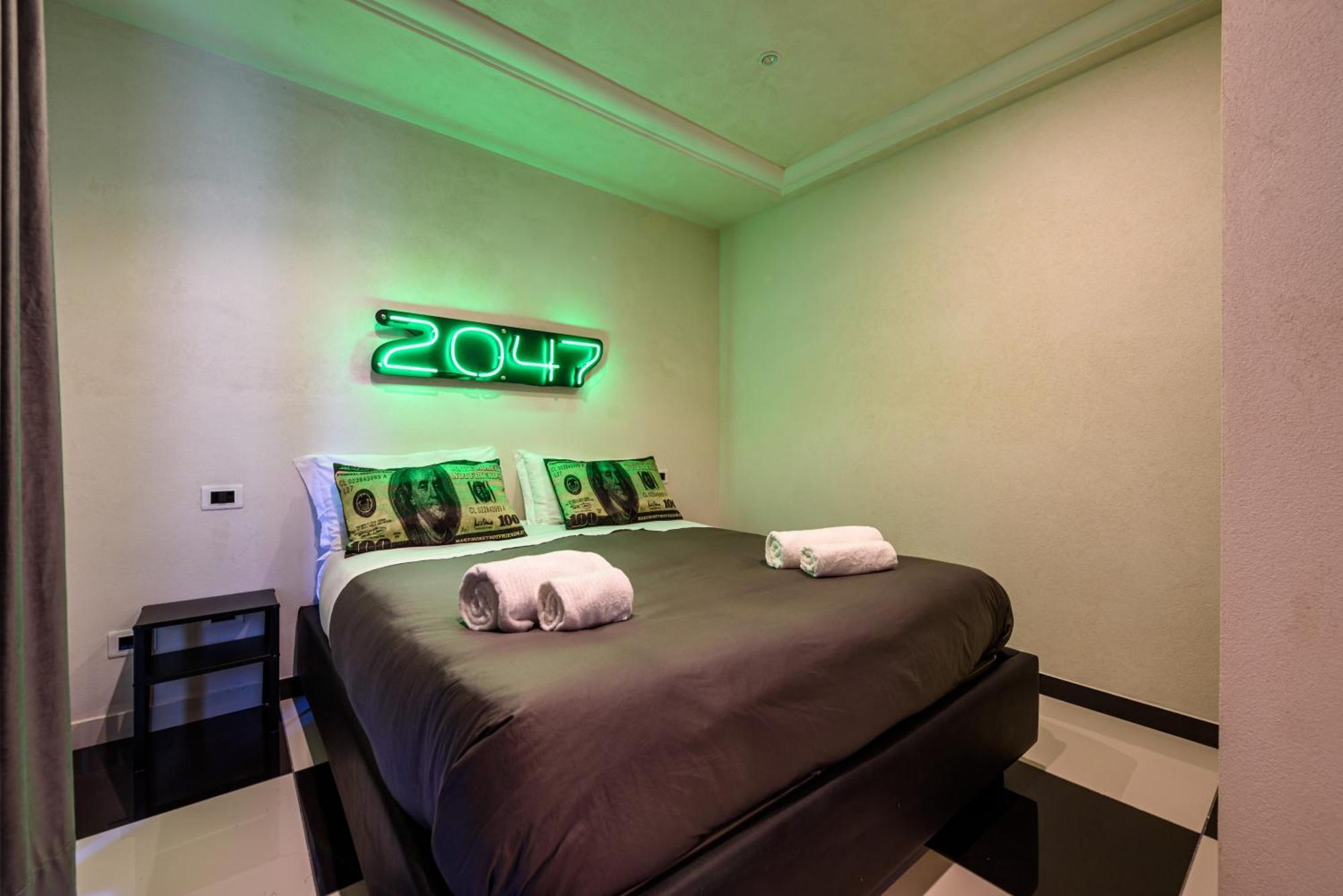 D'Amelio'S Suites Naples Luaran gambar